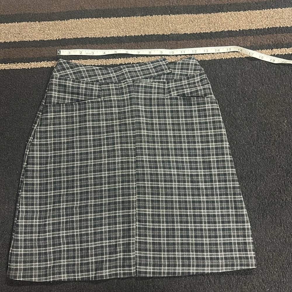 Tracy Evans Black and White Plaid Skirt